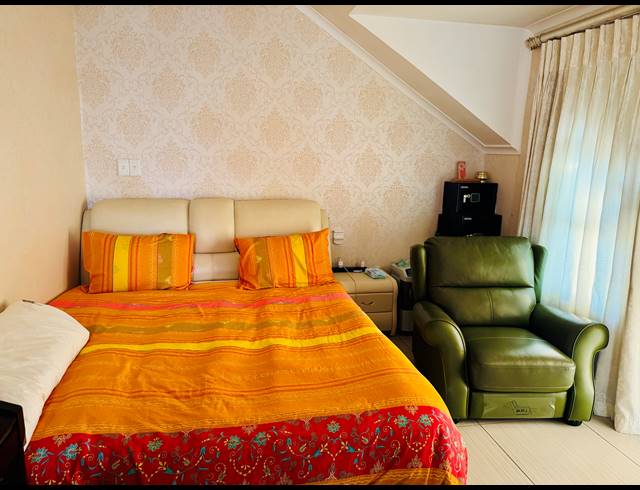 3 BEDROOM PENTHOUSE FOR SALE IN DAINFERN